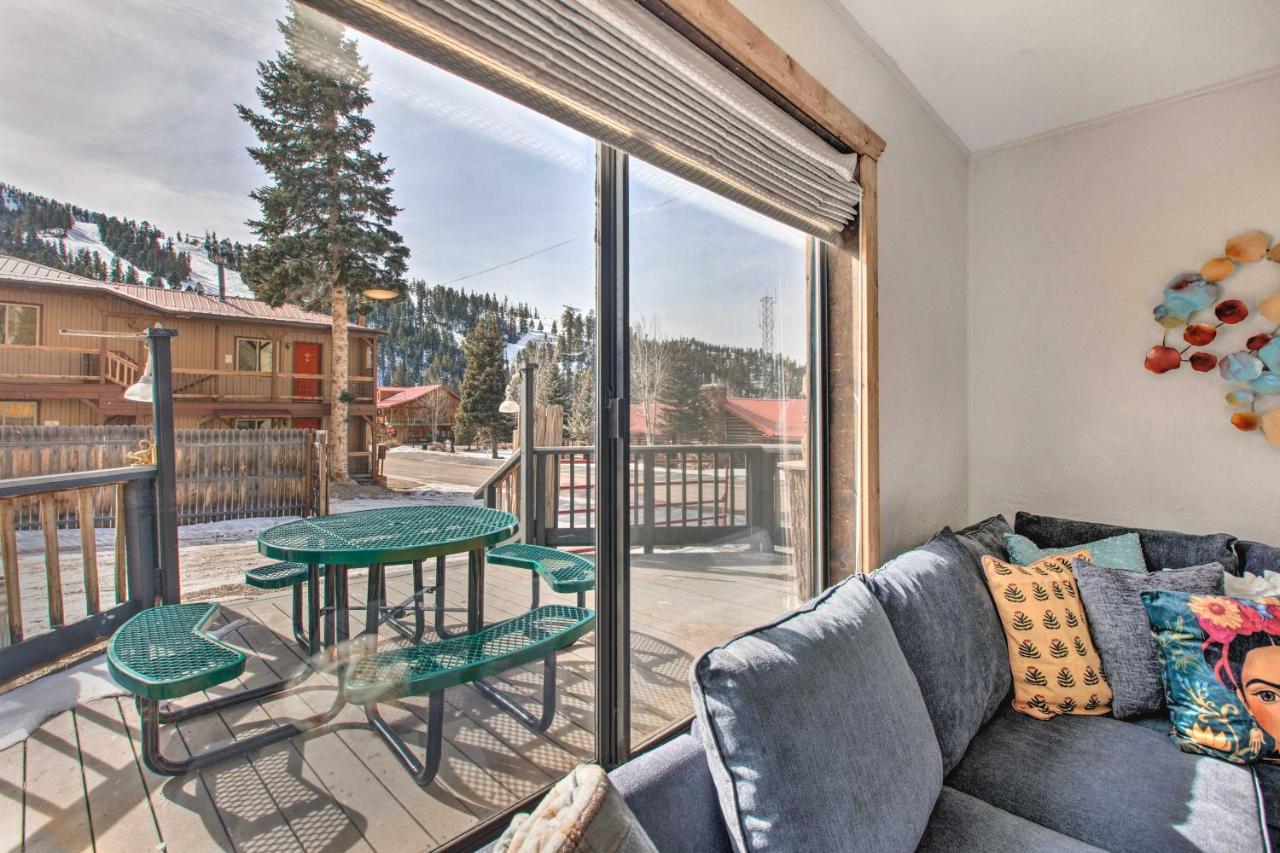 Cozy Red River Condo - Walk To Chair Lift! Екстер'єр фото
